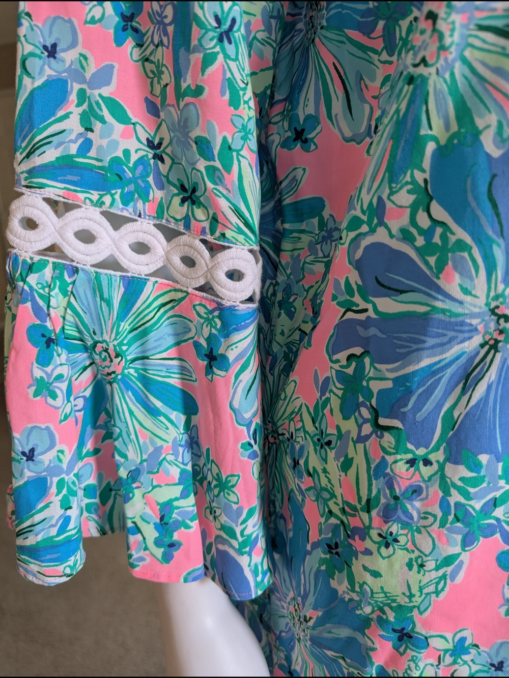 Lilly Pulitzer Hollie Tunic Dress featured in the vibrant, floral "Good Hare Da - Picture 16 of 16
